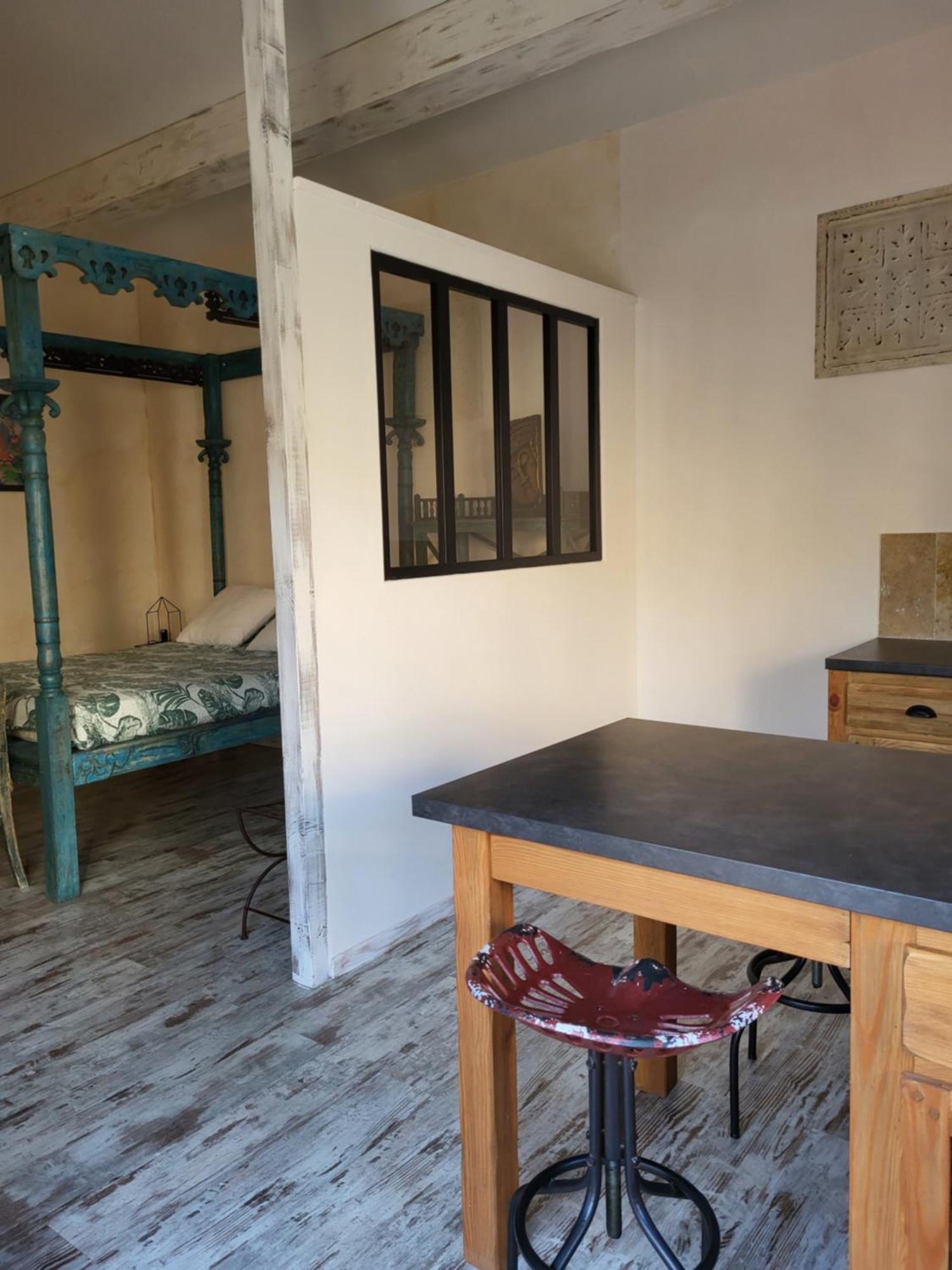 Studios Et Gite La Sauvasse Vagnas Kamer foto